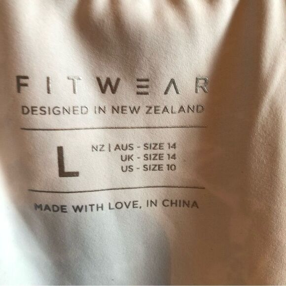 FITWEAR FASHION - NWT- L Sz 10 Marbled Leggings w/Black Trim. Soft & Sculpting - Picture 6 of 13